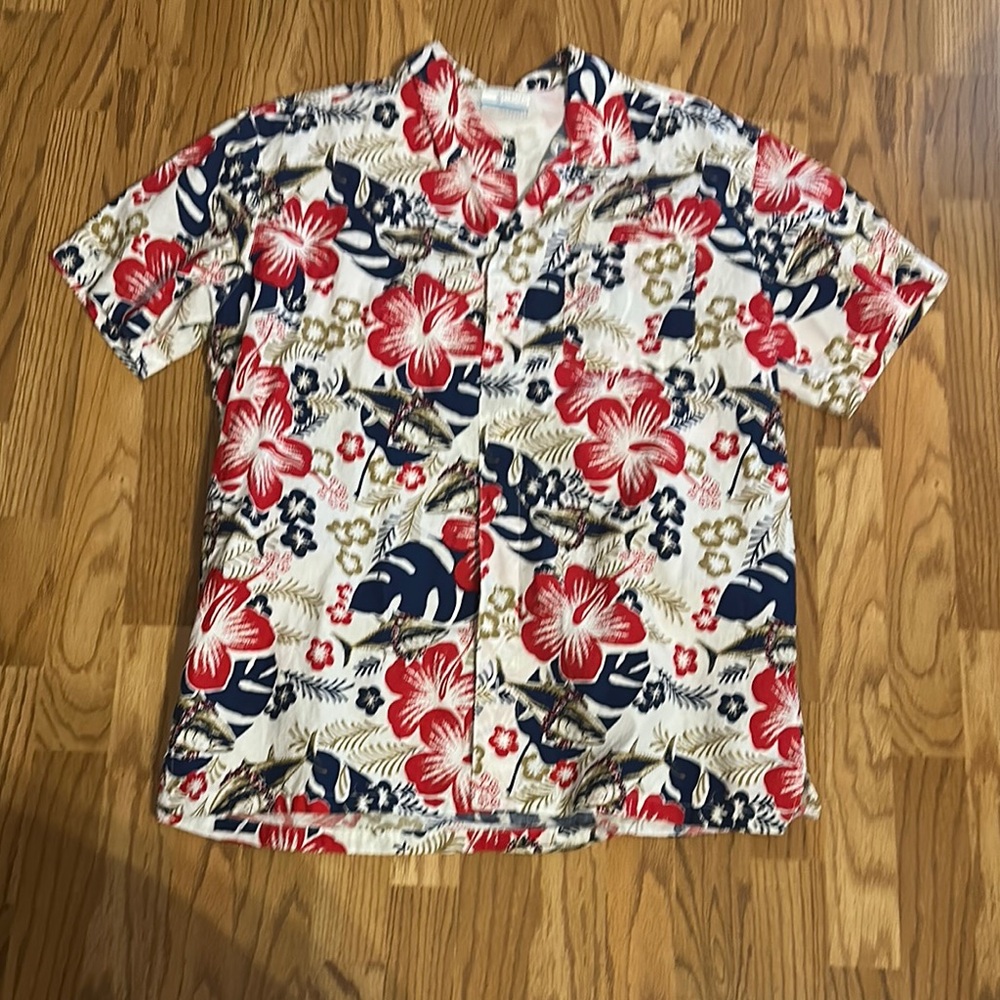 Columbia Casual Button Down Shirt in Red and Blue
